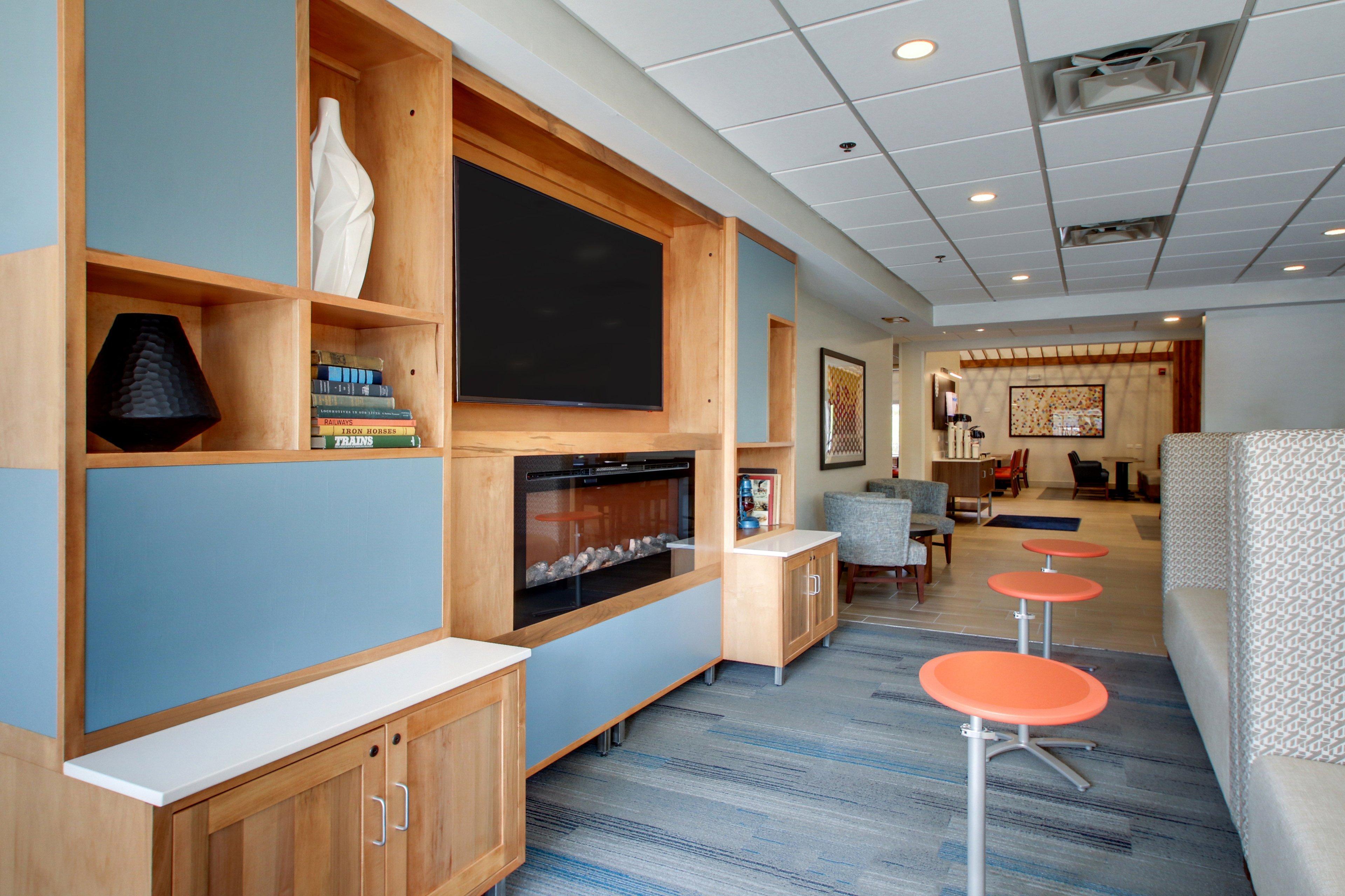 Holiday Inn Express & Suites Aurora - Naperville By Ihg Zewnętrze zdjęcie