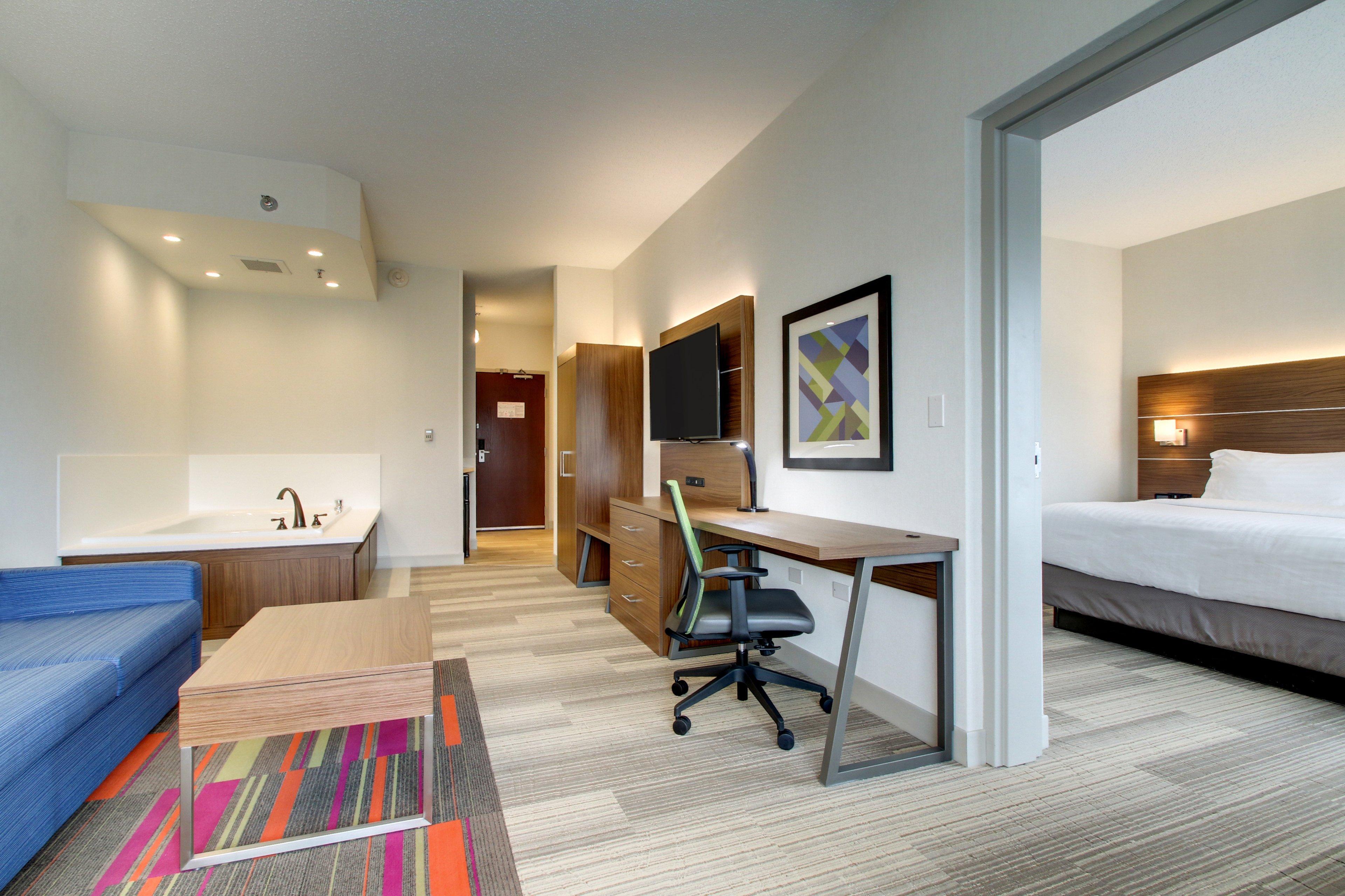 Holiday Inn Express & Suites Aurora - Naperville By Ihg Zewnętrze zdjęcie